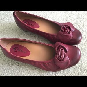 Super cute red leather shoes